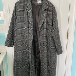 Houndstooth trench coat